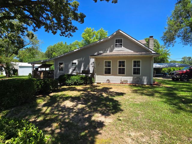 308 E James Street, Mountain View, MO 65548