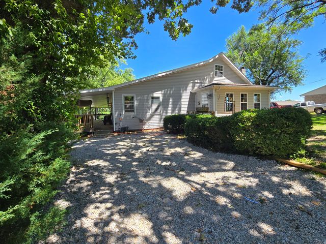 308 E James Street, Mountain View, MO 65548