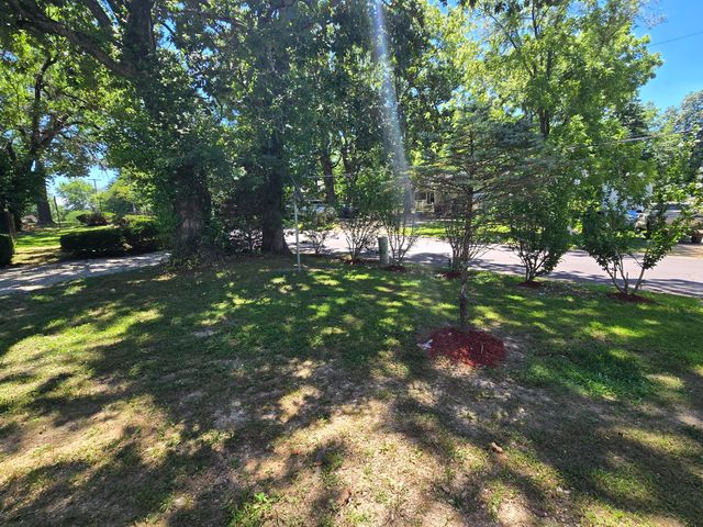 308 E James Street, Mountain View, MO 65548