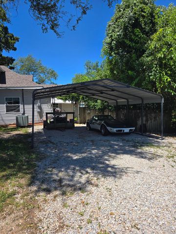 308 E James Street, Mountain View, MO 65548