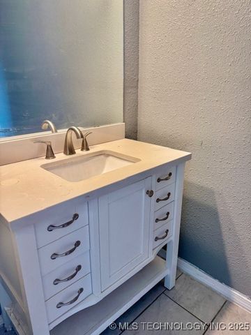 307 P Street SW, Ardmore, OK 73401