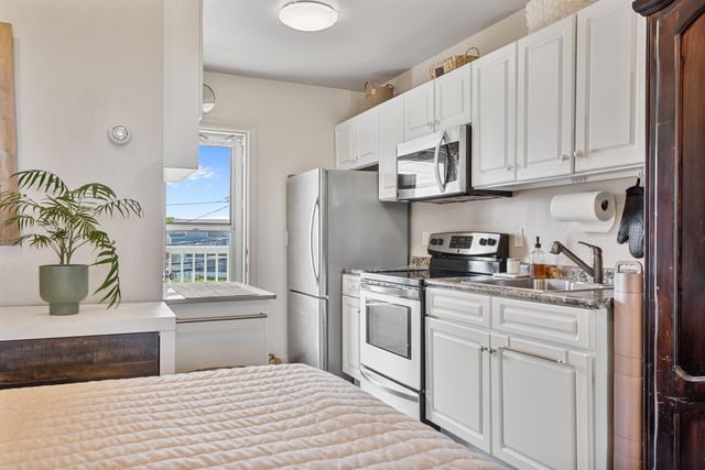 20 Brown Ave Unit 56, Hampton, NH 03842