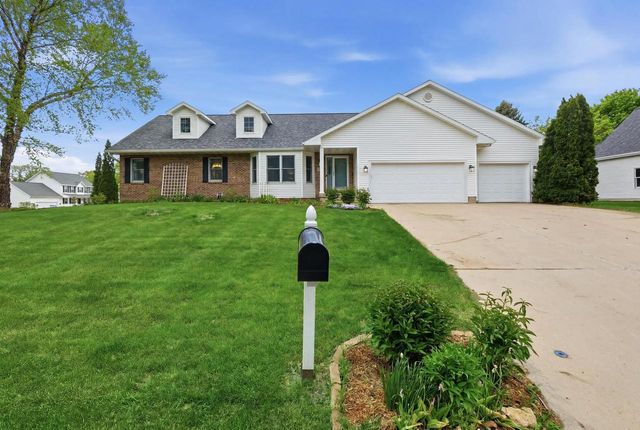 1696 Chadsworth Drive, Sun Prairie, WI 53590