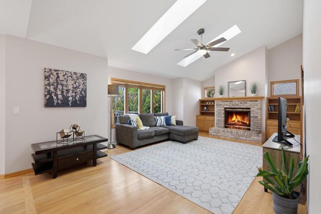 1696 Chadsworth Drive, Sun Prairie, WI 53590
