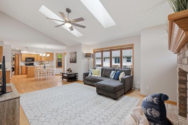 1696 Chadsworth Drive, Sun Prairie, WI 53590