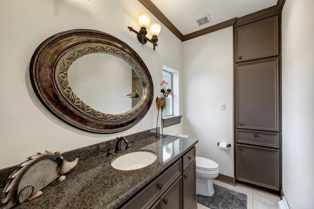 110 Ferndale Street, Bellaire, TX 77401