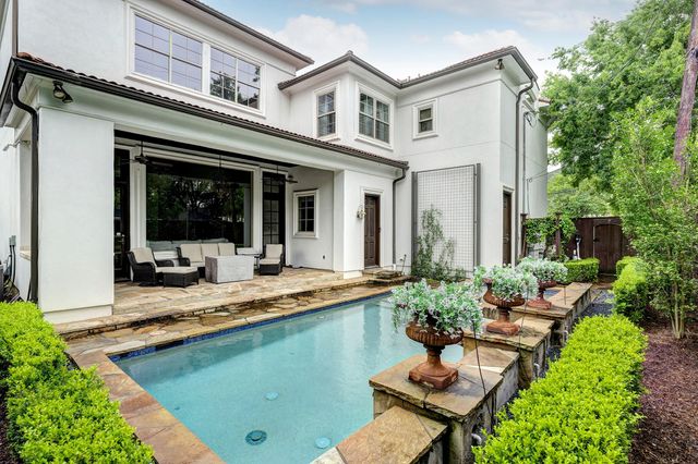 110 Ferndale Street, Bellaire, TX 77401