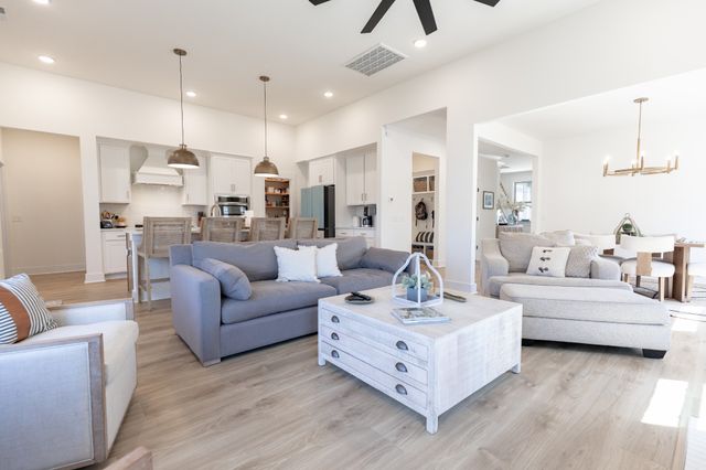 194 Phillips Bnd, Spring Hill, TN 37174