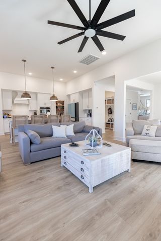 194 Phillips Bnd, Spring Hill, TN 37174