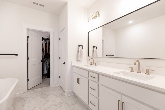 194 Phillips Bnd, Spring Hill, TN 37174