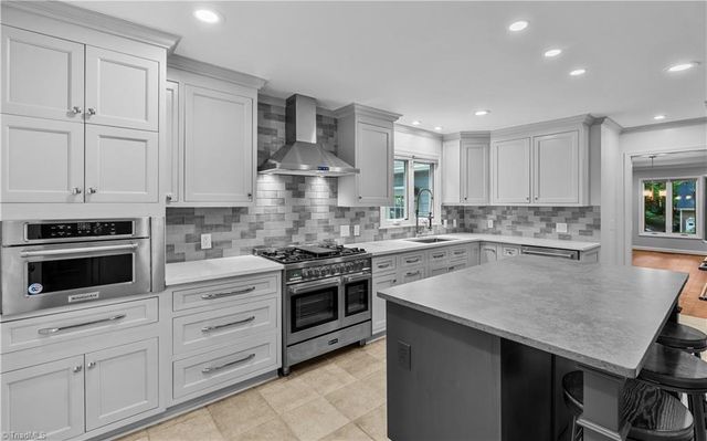 4803 Horseshoe Lane, Greensboro, NC 27410