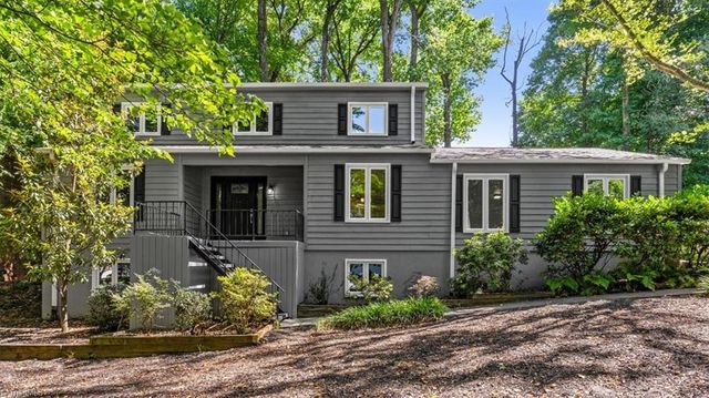 4803 Horseshoe Lane, Greensboro, NC 27410
