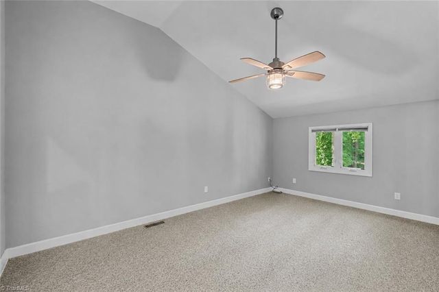 4803 Horseshoe Lane, Greensboro, NC 27410