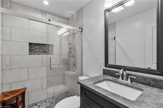 4803 Horseshoe Lane, Greensboro, NC 27410