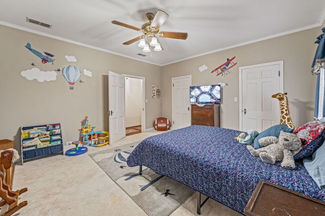 941 S Texas Street, De Leon, TX 76444