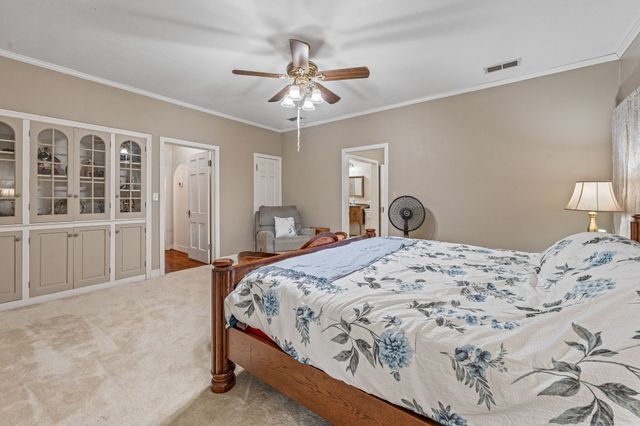 941 S Texas Street, De Leon, TX 76444