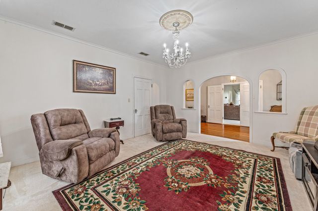 941 S Texas Street, De Leon, TX 76444