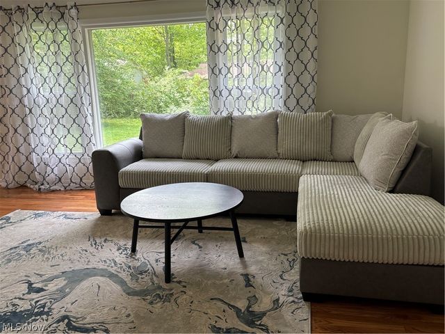 1066 Eastlawn Drive, Highland Heights, OH 44143
