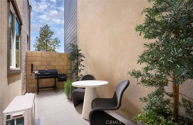 167 Moody, Irvine, CA 92618