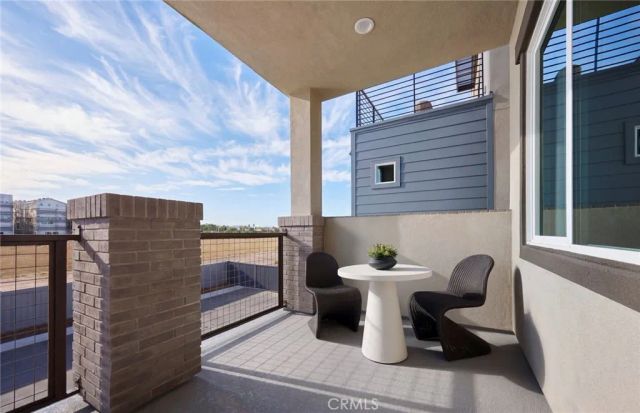167 Moody, Irvine, CA 92618