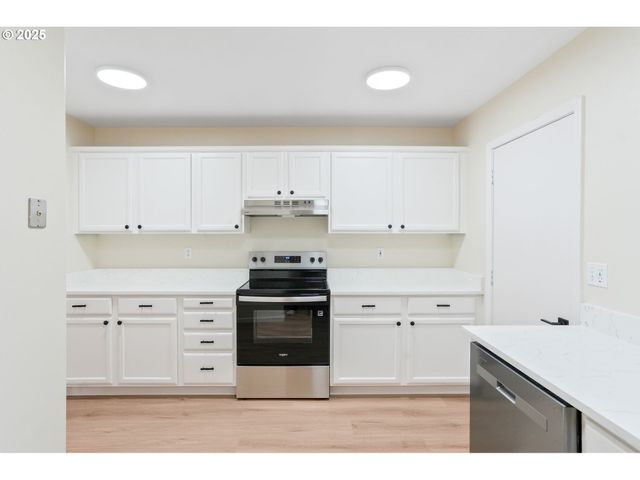 108 Ne POWDERHORN Dr, Corvallis, OR 97330