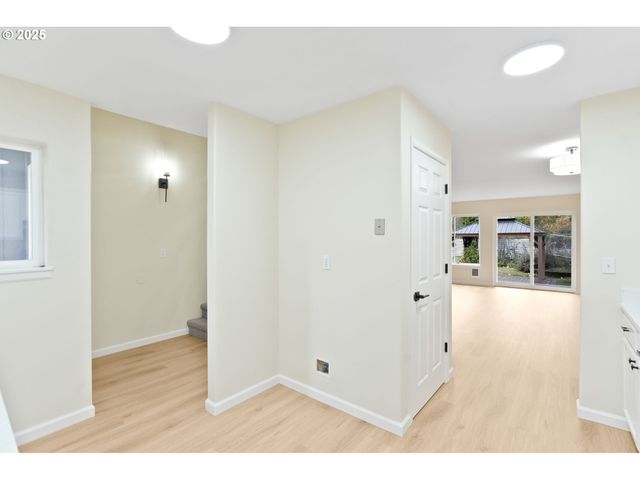 108 Ne POWDERHORN Dr, Corvallis, OR 97330