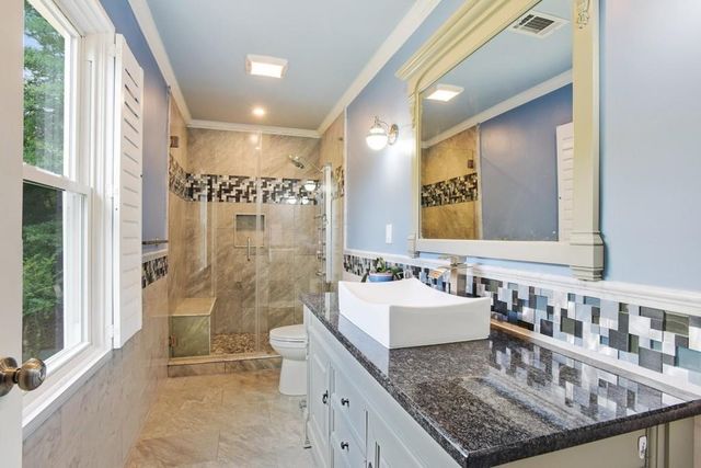 8900 Carroll Manor Dr, Atlanta, GA 30350