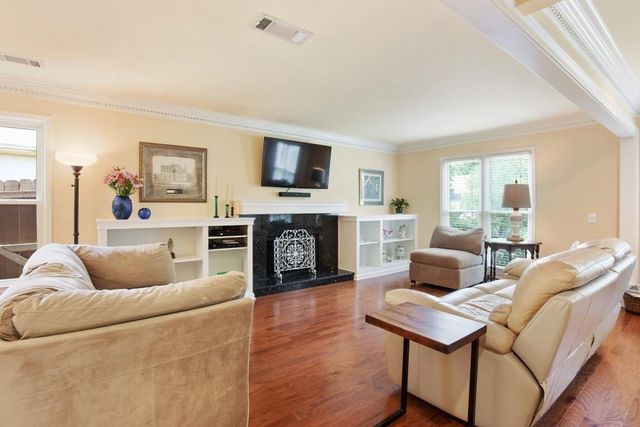 8900 Carroll Manor Dr, Atlanta, GA 30350