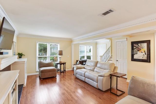 8900 Carroll Manor Dr, Atlanta, GA 30350