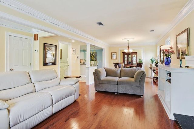 8900 Carroll Manor Dr, Atlanta, GA 30350