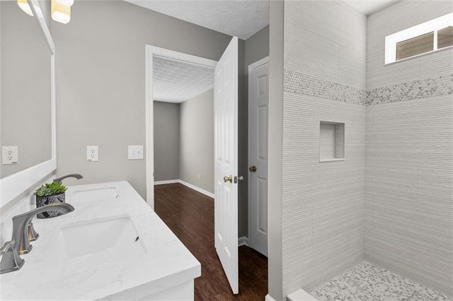 242 Hiawassee Drive, Woodstock, GA 30188