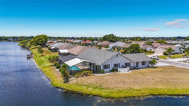 2007 WEDGE COURT, Sun City Center, FL 33573