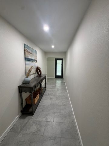 2622 Wynnewood Drive, Dallas, TX 75224