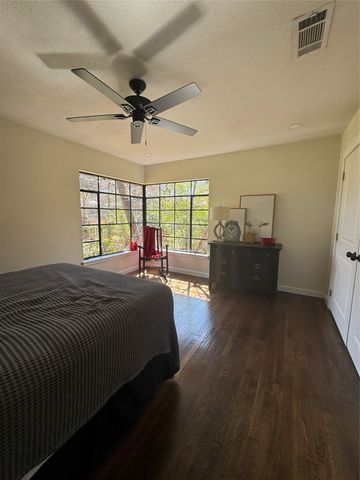 2622 Wynnewood Drive, Dallas, TX 75224