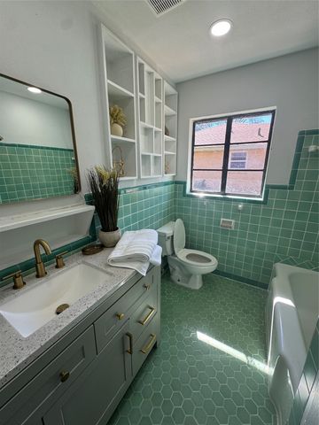 2622 Wynnewood Drive, Dallas, TX 75224