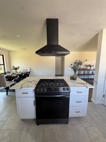 2622 Wynnewood Drive, Dallas, TX 75224