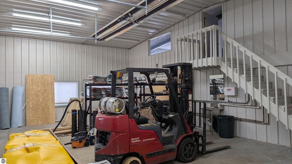 Image 9 of property listing at 3707 S Old 27, Gaylord, MI 49735