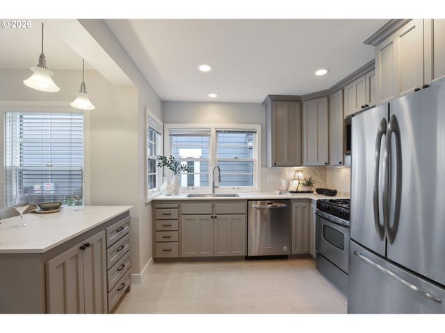 6315 Ne 35TH Ave, Portland, OR 97211