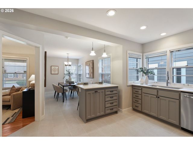 6315 Ne 35TH Ave, Portland, OR 97211