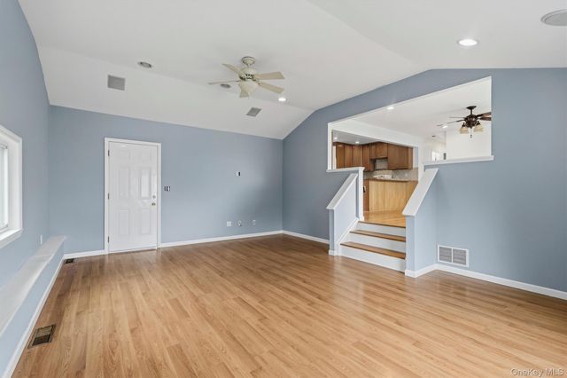 14 Robyn Drive, Monroe, NY 10950