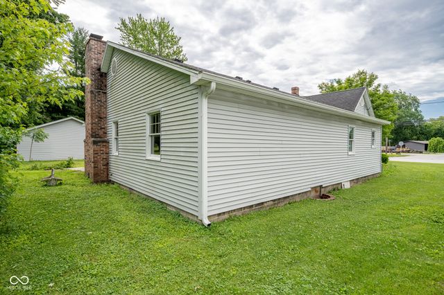 1109 E Us Hwy 40, Brazil, IN 47834