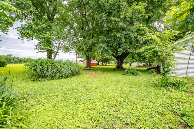 1109 E Us Hwy 40, Brazil, IN 47834