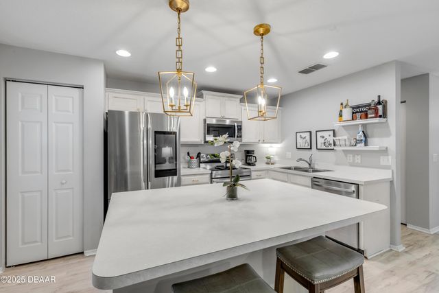 550 Aeolian Drive, New Smyrna Beach, FL 32168