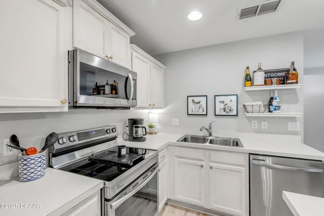 550 Aeolian Drive, New Smyrna Beach, FL 32168