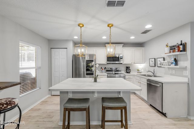 550 Aeolian Drive, New Smyrna Beach, FL 32168