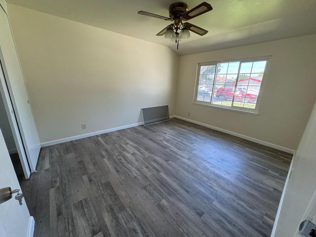 806 E Longview Ave, Stockton, CA 95207
