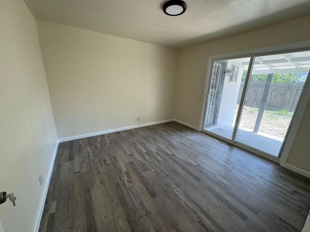 806 E Longview Ave, Stockton, CA 95207