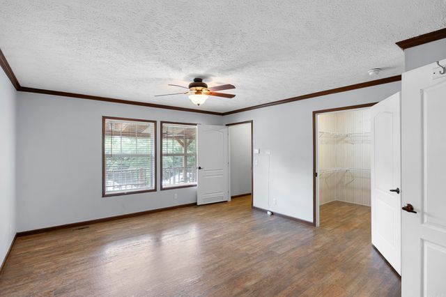 2404 Ross Mountain Road, Lamar, AR 72846