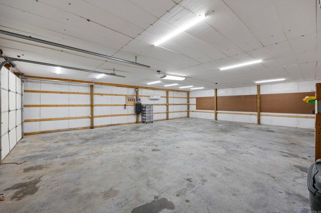 2404 Ross Mountain Road, Lamar, AR 72846