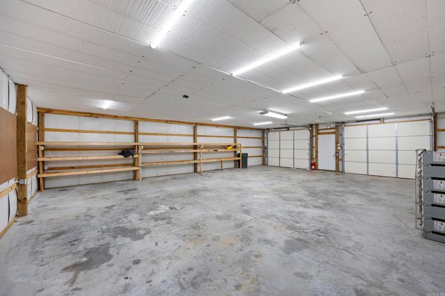 2404 Ross Mountain Road, Lamar, AR 72846